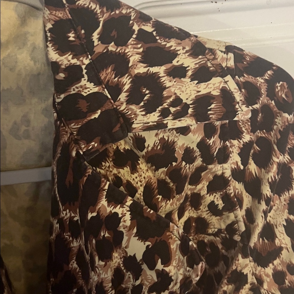 Vertigo Paris Leopard Print Trench Coat-XL - Picture 2 of 4